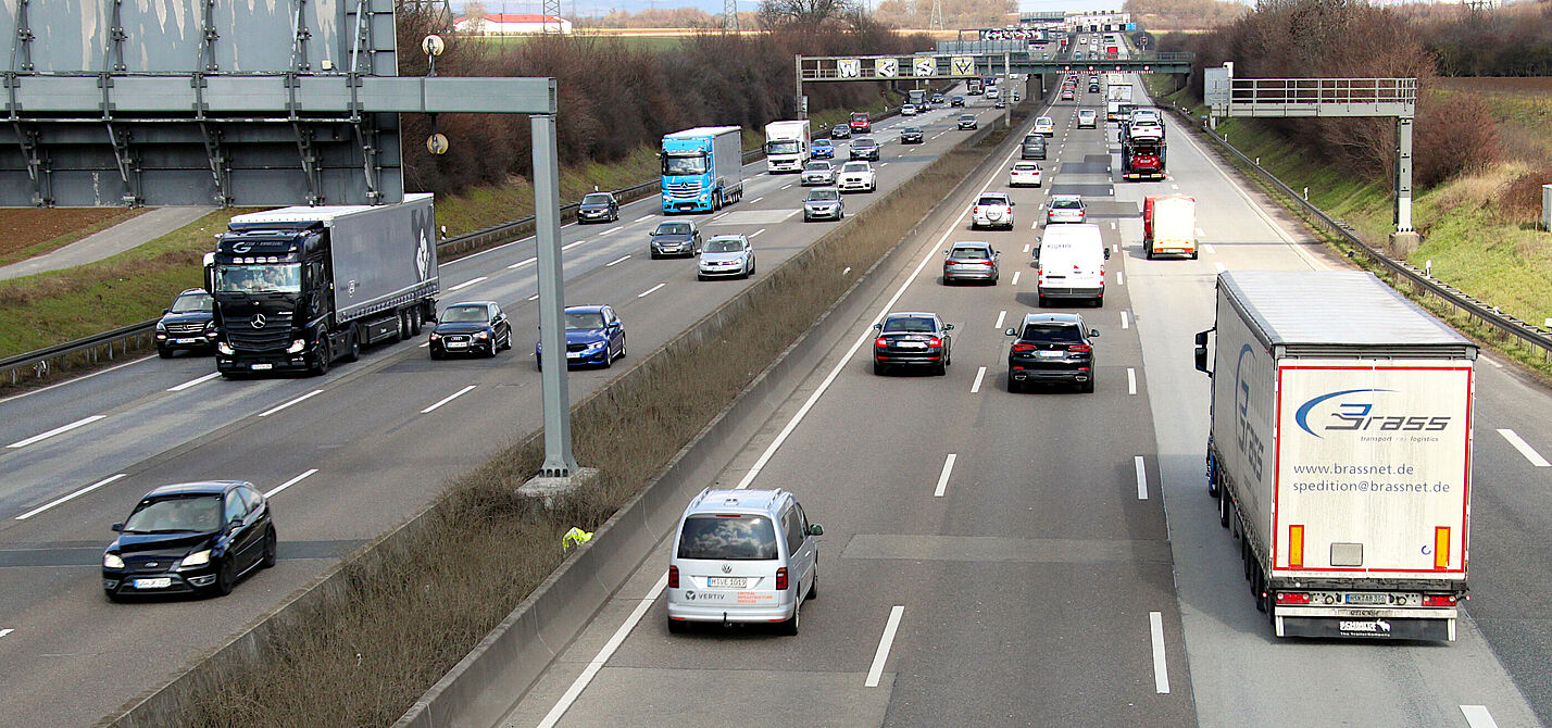 Klimaschädlicher Verkehr auf der Autobahn