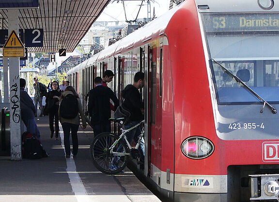 Einfach mit dem Rad in eine S-Bahn einsteigen...